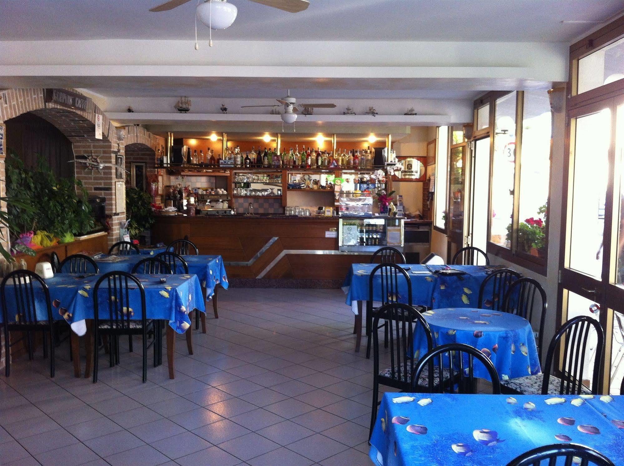 Albergo Alla Nave Lignano Sabbiadoro Buitenkant foto